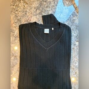 Vintage Men’s XL Black V-Neck Ribbed Sweater